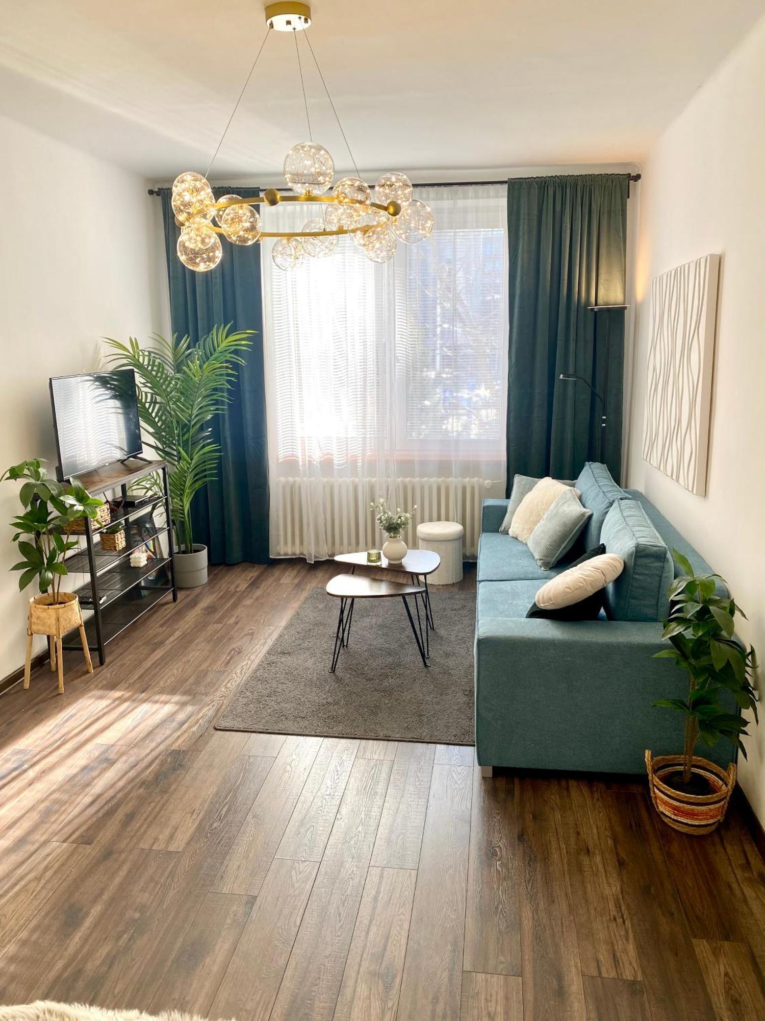James Dean Apartment - Next To Nivy Bus Station & Mall Pozsony Kültér fotó